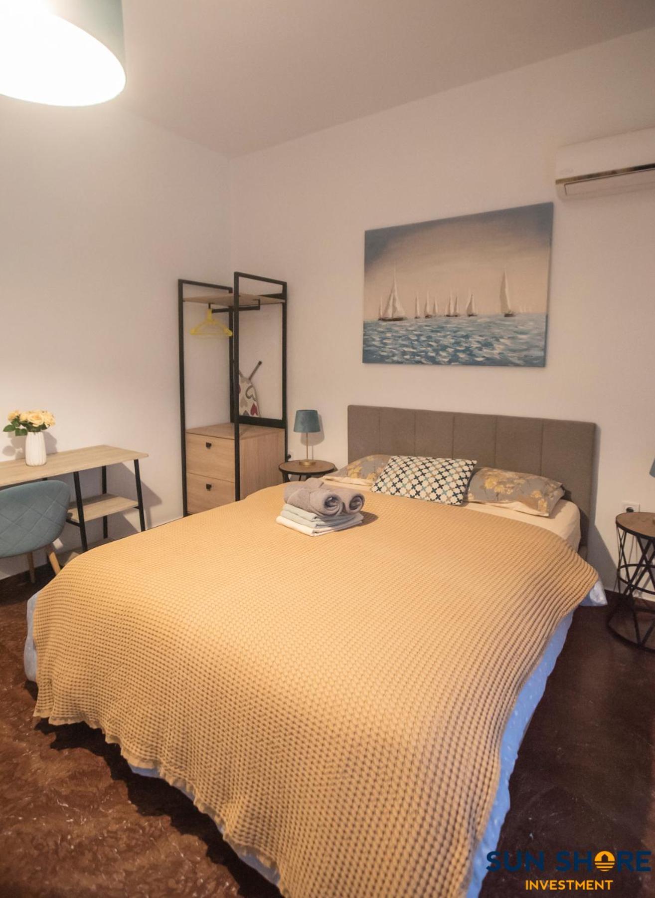 Explore Greece From Lovely City Centre Apartment Chalkís Exterior foto